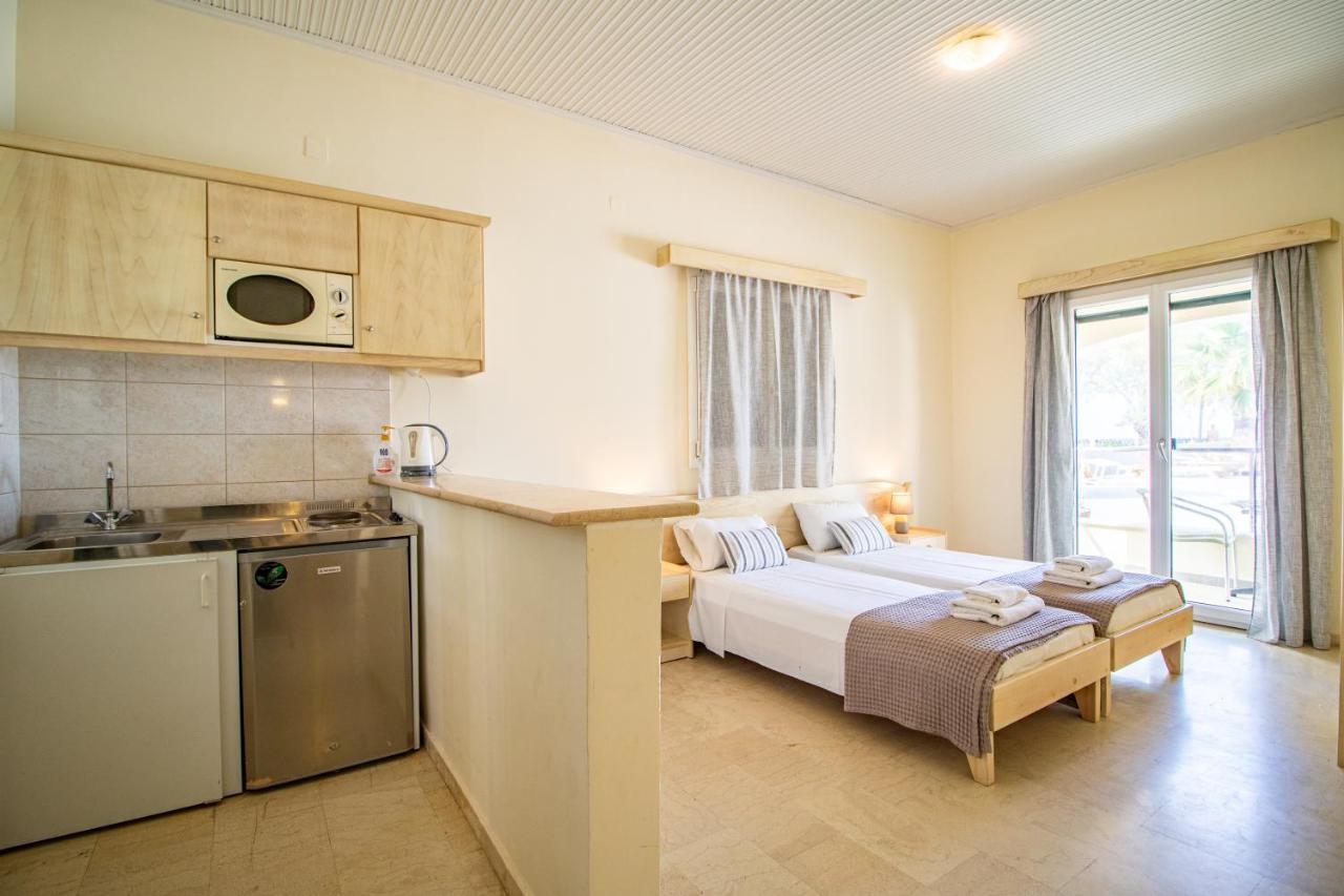 Sunrose Beach Aparthotel Akharavi Extérieur photo