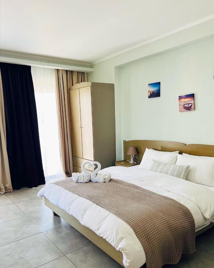 Sunrose Beach Aparthotel Akharavi Extérieur photo