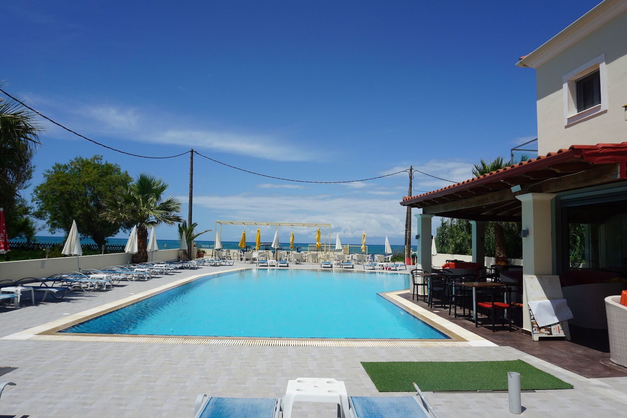 Sunrose Beach Aparthotel Akharavi Extérieur photo