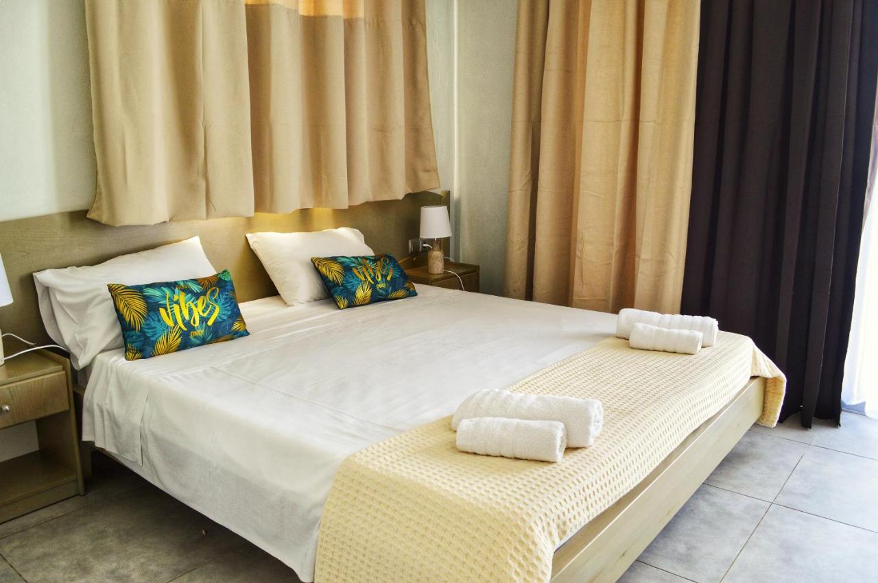 Sunrose Beach Aparthotel Akharavi Extérieur photo