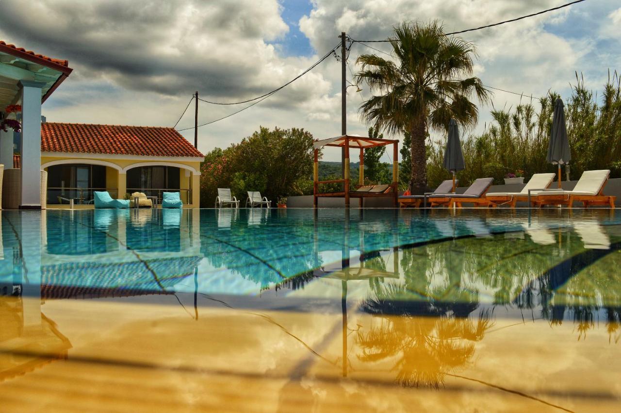Sunrose Beach Aparthotel Akharavi Extérieur photo